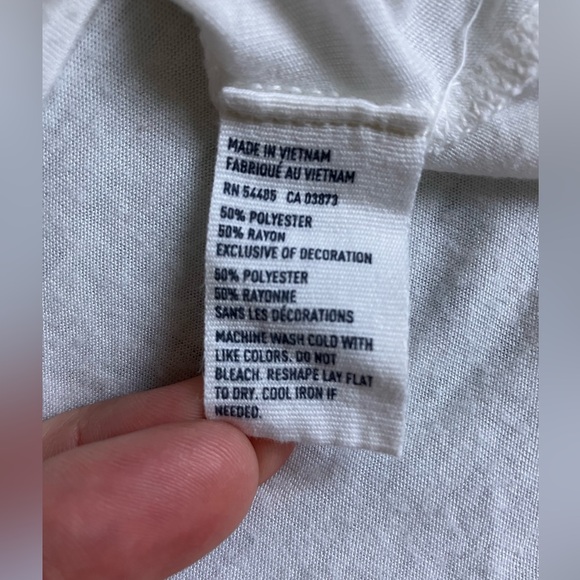 3-$20, 2-$15 or 1-$10 American Eagle cap sleeve cream lace top - Picture 4 of 6